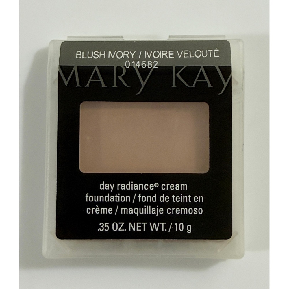 Mary Kay Cream Foundation Women .35 oz Blush Ivory Day Radiance 014682